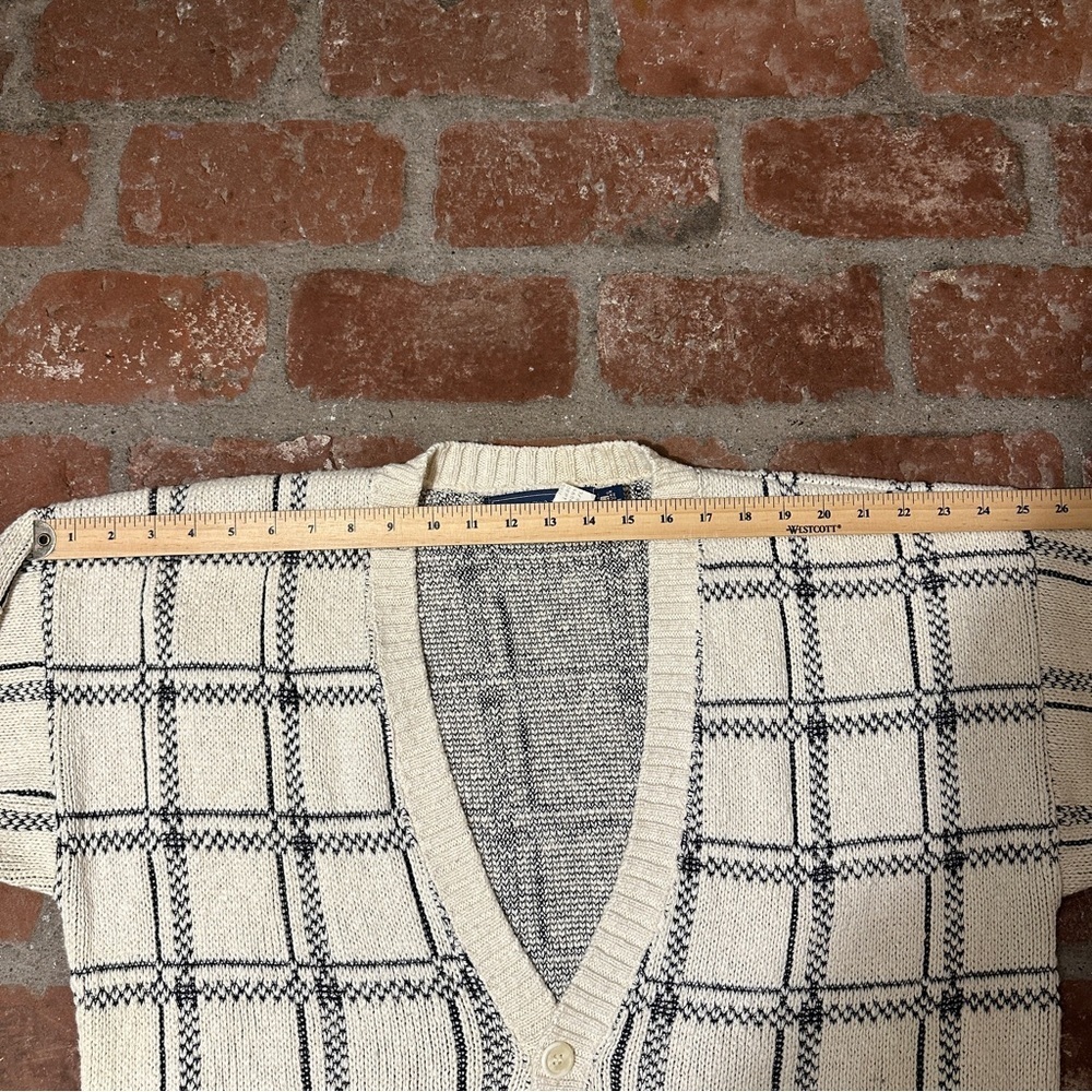 Vintage 1990s Crossings Knit Cream & Black Grid Pattern Cardigan Sweater USA - Picture 9 of 14